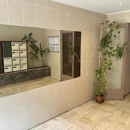Spacious 7 Min From Train Station * Κάννες